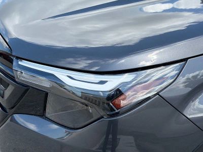 2025 Subaru Forester — photo 9 view