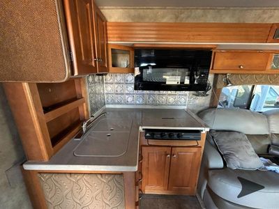 2008 Gulf Stream RV BT Cruiser - Photo 6