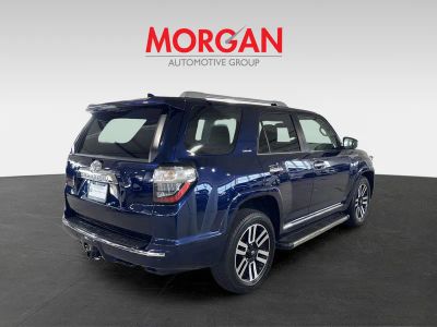 2022 Toyota 4Runner — photo 8 view