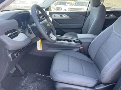 2026 Ford Explorer — photo 14 view