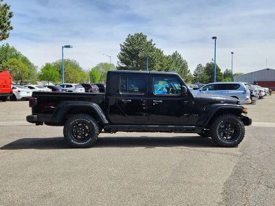 2026 Jeep Gladiator — side profile view