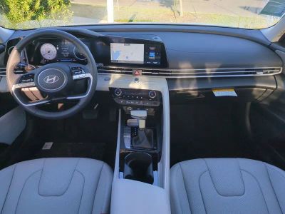 2026 Hyundai ELANTRA — photo 16 view