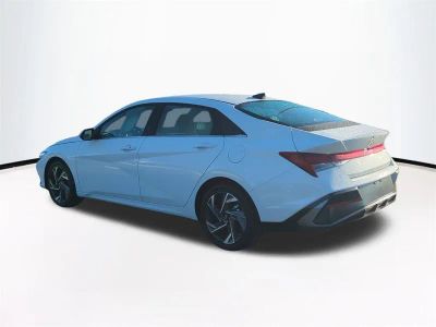 2026 Hyundai ELANTRA — photo 7 view