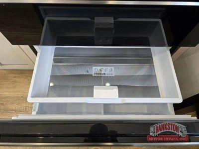 2026 Sabre 36EST — photo 20 view