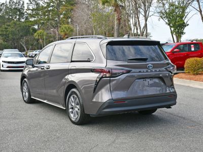 2023 Toyota Sienna - Photo 3