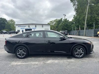 2025 Kia K4 - Photo 8