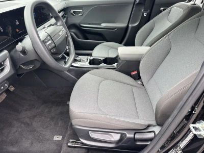 2025 Kia K4 - Photo 9