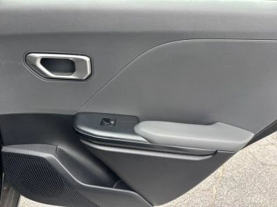 2025 Kia K4 - Photo 16