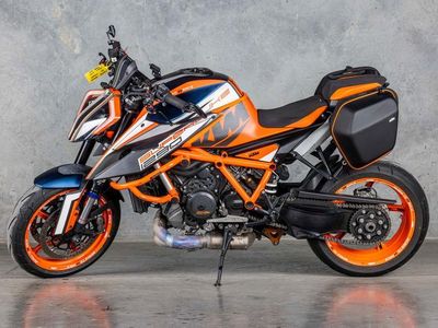 2022 KTM 1290 Super Duke R EVO - Photo 2