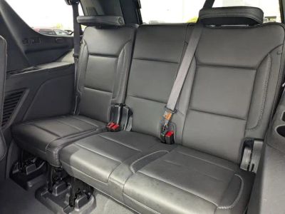 2023 GMC Yukon — photo 13 view