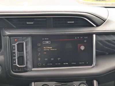 2023 GMC Yukon — photo 18 view