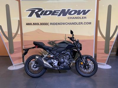 2025 Honda CB300R - Photo 6