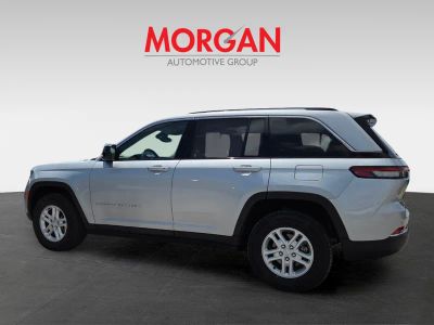 2024 Jeep Grand Cherokee — detail view