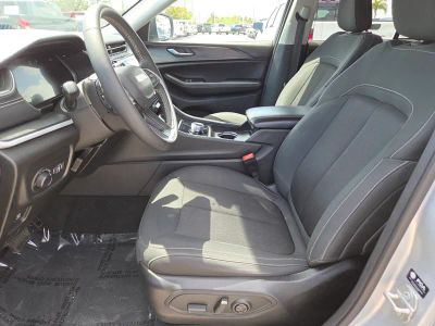 2024 Jeep Grand Cherokee — photo 22 view
