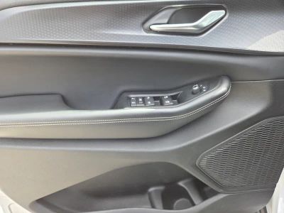2024 Jeep Grand Cherokee — photo 24 view