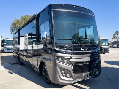 2026 Fleetwood BOUNDER - Photo 1