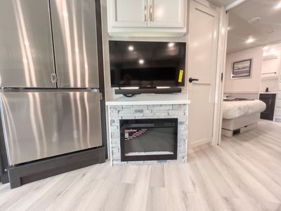 2026 Fleetwood BOUNDER - Photo 13