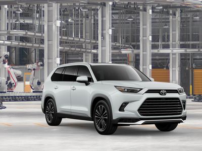 2026 Toyota Grand Highlander Hybrid - Photo 15