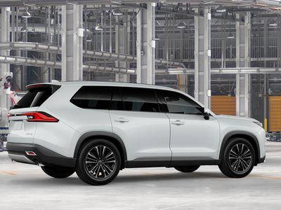 2026 Toyota Grand Highlander Hybrid - Photo 11