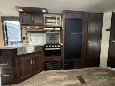 2019 Forest River RV Cherokee — photo 9 view