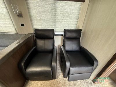 2019 Forest River RV Cherokee — photo 20 view