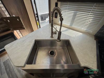 2019 Forest River RV Cherokee — photo 16 view