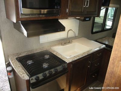 2017 Keystone Outback Ultra-Lite - Photo 19