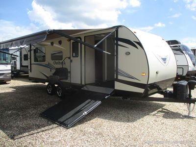 2017 Keystone Outback Ultra-Lite - Photo 5