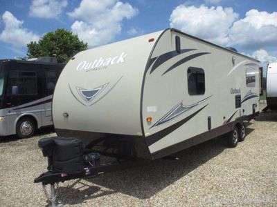 2017 Keystone Outback Ultra-Lite - Photo 2