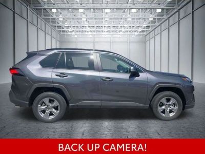2025 Toyota RAV4 — detail view