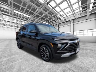 2025 Chevrolet TrailBlazer - Photo 1