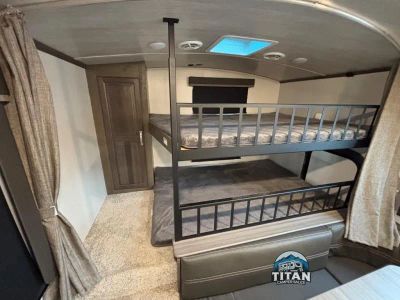 2022 Keystone RV Cougar Half-Ton - Photo 10