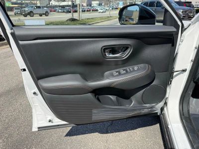 2026 Honda HR-V - Photo 13