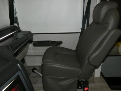 2023 Entegra Coach Vision - Photo 12