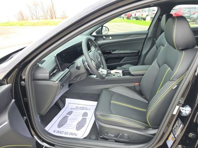 2026 Kia K5 — photo 9 view