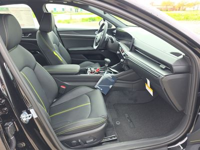 2026 Kia K5 — photo 15 view
