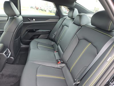 2026 Kia K5 — photo 18 view