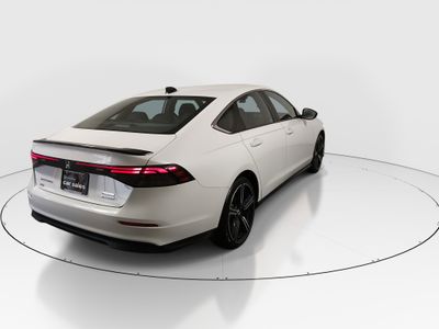 2024 Honda Accord Hybrid — photo 7 view