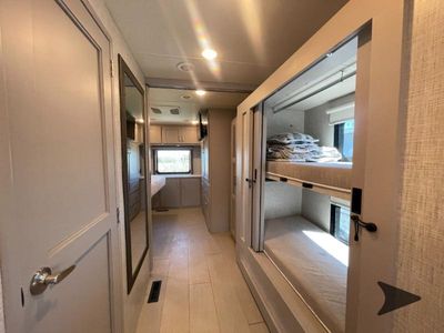 2023 Thor Motor Coach Inception - Photo 26