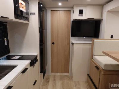 2026 Winnebago Micro Minnie - Photo 5