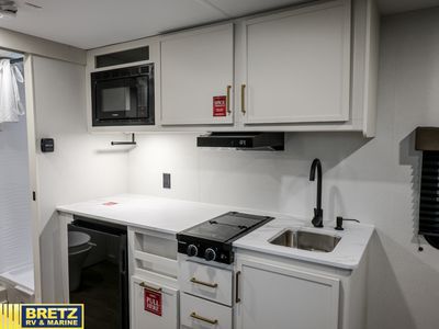 2026 Grand Design Transcend One - Photo 19