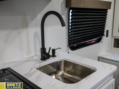 2026 Grand Design Transcend One - Photo 15