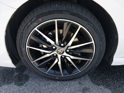 2024 Toyota Camry — photo 10 view