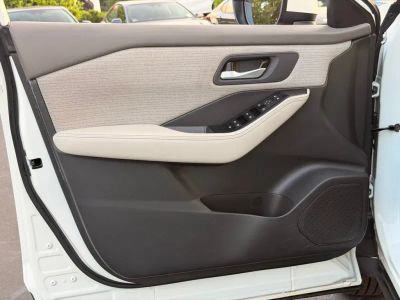 2023 Nissan Rogue - Photo 25