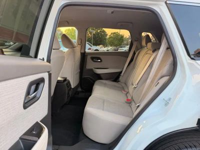 2023 Nissan Rogue - Photo 14