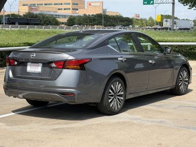 2025 Nissan Altima - Photo 4