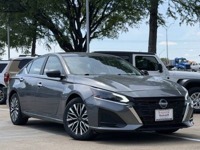 2025 Nissan Altima - Photo 2