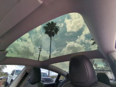 2024 Tesla Model 3 — photo 22 view
