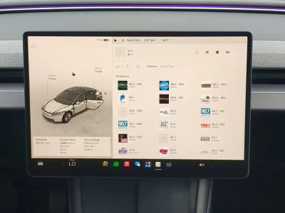 2024 Tesla Model 3 — photo 19 view