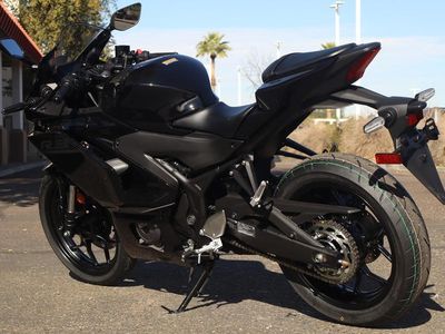 2026 Yamaha YZF-R3 - Photo 5